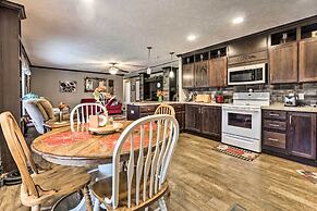 Lovely Sadieville Retreat w/ Deck & Grill!