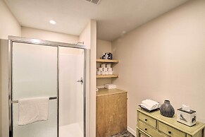 Lakefront Cabin w/ Access to 2 Paddleboats!