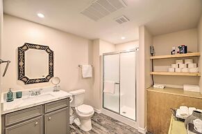 Lakefront Cabin w/ Access to 2 Paddleboats!