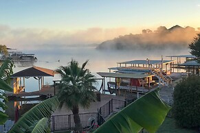 Lakefront Granbury Home w/ Dock, Decks & Hot Tub!