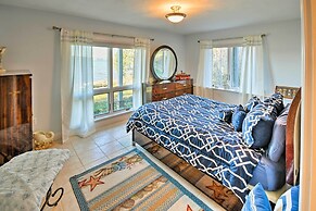 Luxurious Oceanfront Flanders Bay Home w/ Kayaks!