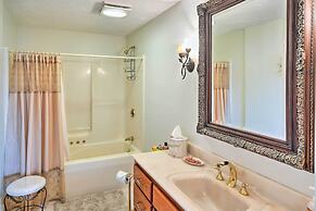 Luxurious Oceanfront Flanders Bay Home w/ Kayaks!