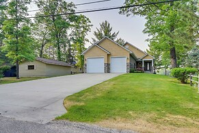 Luxe Waterfront Home w/ Private Lake Access!