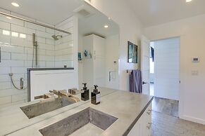 Mt Hood Views: Modern Underwood Home w/ Deck!