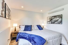 Mt Hood Views: Modern Underwood Home w/ Deck!