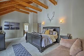 Luxurious Grand Lake Vacation Rental w/ Hot Tub!