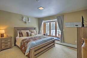 Luxurious Grand Lake Vacation Rental w/ Hot Tub!