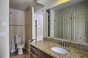 Luxurious Grand Lake Vacation Rental w/ Hot Tub!