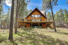 Modern Black Hills Cabin w/ Loft & Wraparound Deck