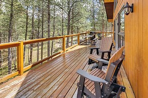 Modern Black Hills Cabin w/ Loft & Wraparound Deck