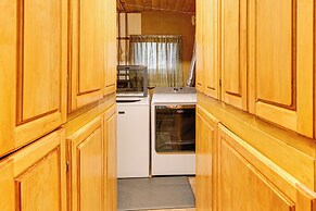 Modern Black Hills Cabin w/ Loft & Wraparound Deck