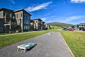 Mountain-view Townhome Near Powder Mountain!