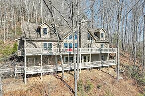 Luxurious Waynesville Family Home w/ Gorgeous View