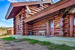 < 1 Mi to Lake Granby: Log Cabin w/ Fire Pit