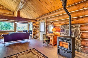 < 1 Mi to Lake Granby: Log Cabin w/ Fire Pit
