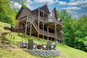 Outlaw Mountain Lodge: Fire Pit & Panoramic Views!