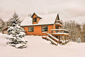 Mountaintop Ellicottville Home: 7 Mi to Ski Resort