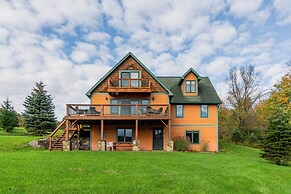 Mountaintop Ellicottville Home: 7 Mi to Ski Resort