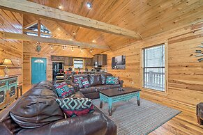 Pet-friendly Broken Bow Cabin With Hot Tub!