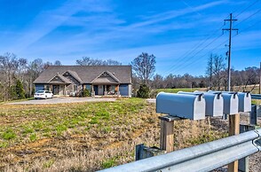 Pet-friendly Brownsville Retreat w/ Porch!