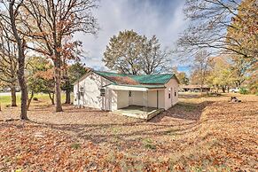 Remodeled Harrison Retreat < 6 Mi to Town!