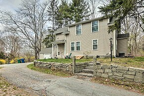 Remodeled Farmhouse in Waterford Near 2 Beaches!