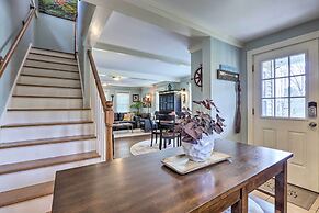 Remodeled Farmhouse in Waterford Near 2 Beaches!