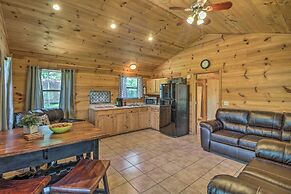 Rustic Mtn-view Cabin < 1 Mile to White River!