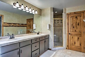 Quiet Park City Home w/ Hot Tub - Walk to Main St!