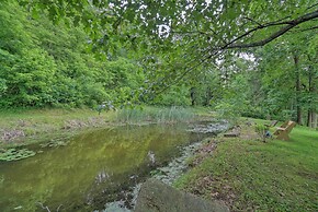 Quaint Zanesville Home w/ Game Room & Yard!