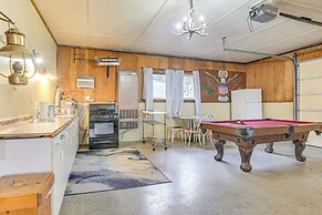 Quaint Zanesville Home w/ Game Room & Yard!