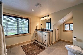 Renovated Historic Cabin ~ 25 Miles to Park City!