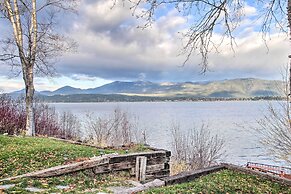 Sagle Retreat w/ Lake Views ~ 3 Mi to Sandpoint!