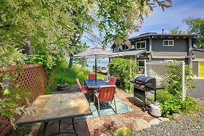 ~14 Mi to Schweitzer Mtn: Lakefront Home