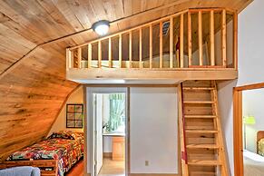 Rustic Taswell Cabin: Grill + Walk to Patoka Lake!