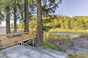 Riverfront Crescent City Home, 8 Mi to Beach!