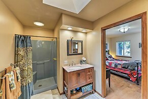 Riverfront Crescent City Home, 8 Mi to Beach!