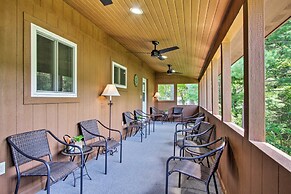 'riversong' Waterfront La Crosse Home w/ Dock