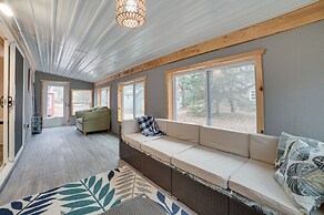 Scenic 'evan's Hideaway' Steps to Lake Huron!