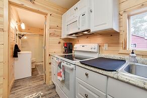 Scenic 'evan's Hideaway' Steps to Lake Huron!