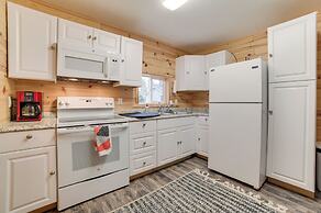 Scenic 'evan's Hideaway' Steps to Lake Huron!