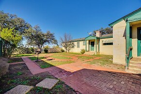 Secluded Ranch w/ Courtyard ~ 4 Mi to Odessa!