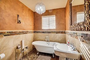 Secluded Ranch w/ Courtyard ~ 4 Mi to Odessa!