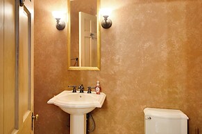 Secluded Ranch w/ Courtyard ~ 4 Mi to Odessa!