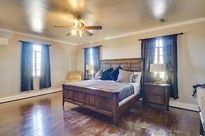 Secluded Ranch w/ Courtyard ~ 4 Mi to Odessa!