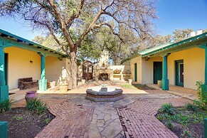 Secluded Ranch w/ Courtyard ~ 4 Mi to Odessa!