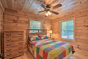 Secluded Cabin w/ Deck 13 Miles to Downtown Murphy