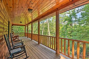 Secluded Cabin w/ Deck 13 Miles to Downtown Murphy