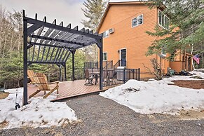 Adirondack Oasis: Private Lake, Sauna, & Fire Pit