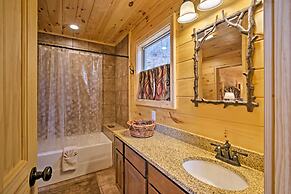 Hot Tub & Views: Charming Bryson City Cabin!